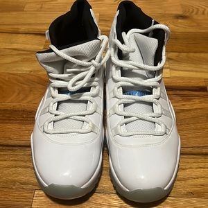 Authentic Jordan 11 white and blue
